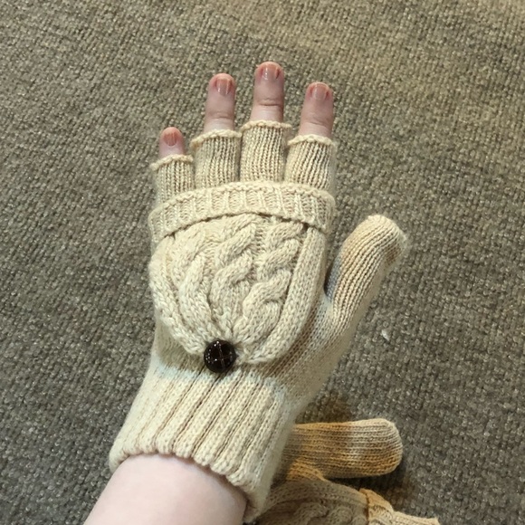 Fingerless Gloves - Picture 6 of 9